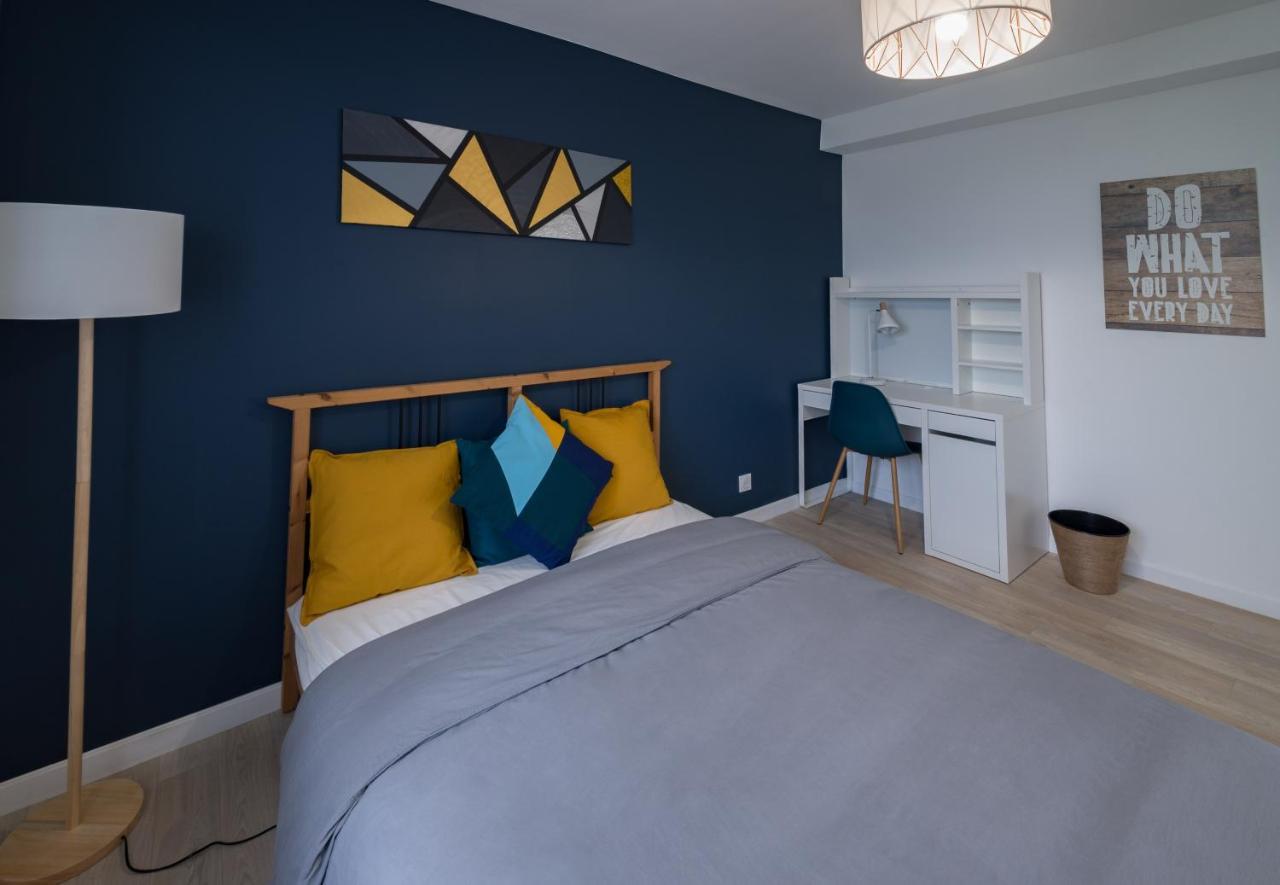 Appartement 3 Chambres - Parking - Wifi - Buanderie - Jardin Брест Экстерьер фото